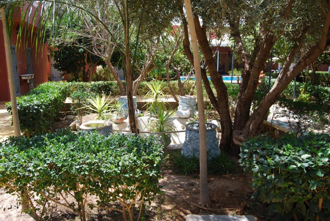 טרודאנט Riad Les Jardins Mabrouk מראה חיצוני תמונה